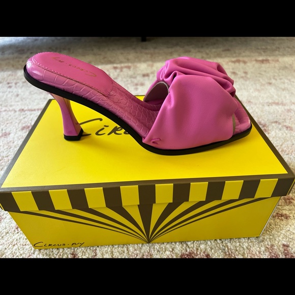 *BRAND NEW* Circus By Sam Edelman Heel Sandals - Picture 4 of 7